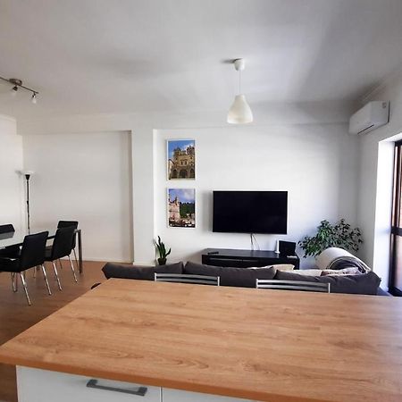 Lovely 2-Bedroom Apartment - Near Braga City Center! Ngoại thất bức ảnh